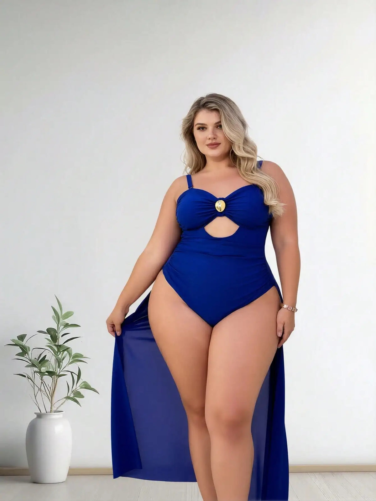 Plus Size Royal Blue One-Piece Swimsuit Women's Cutout Ruched Tummy Control Bathing Suit With Gold Accent For Beach Vacation, Push-Up & Slim Fit