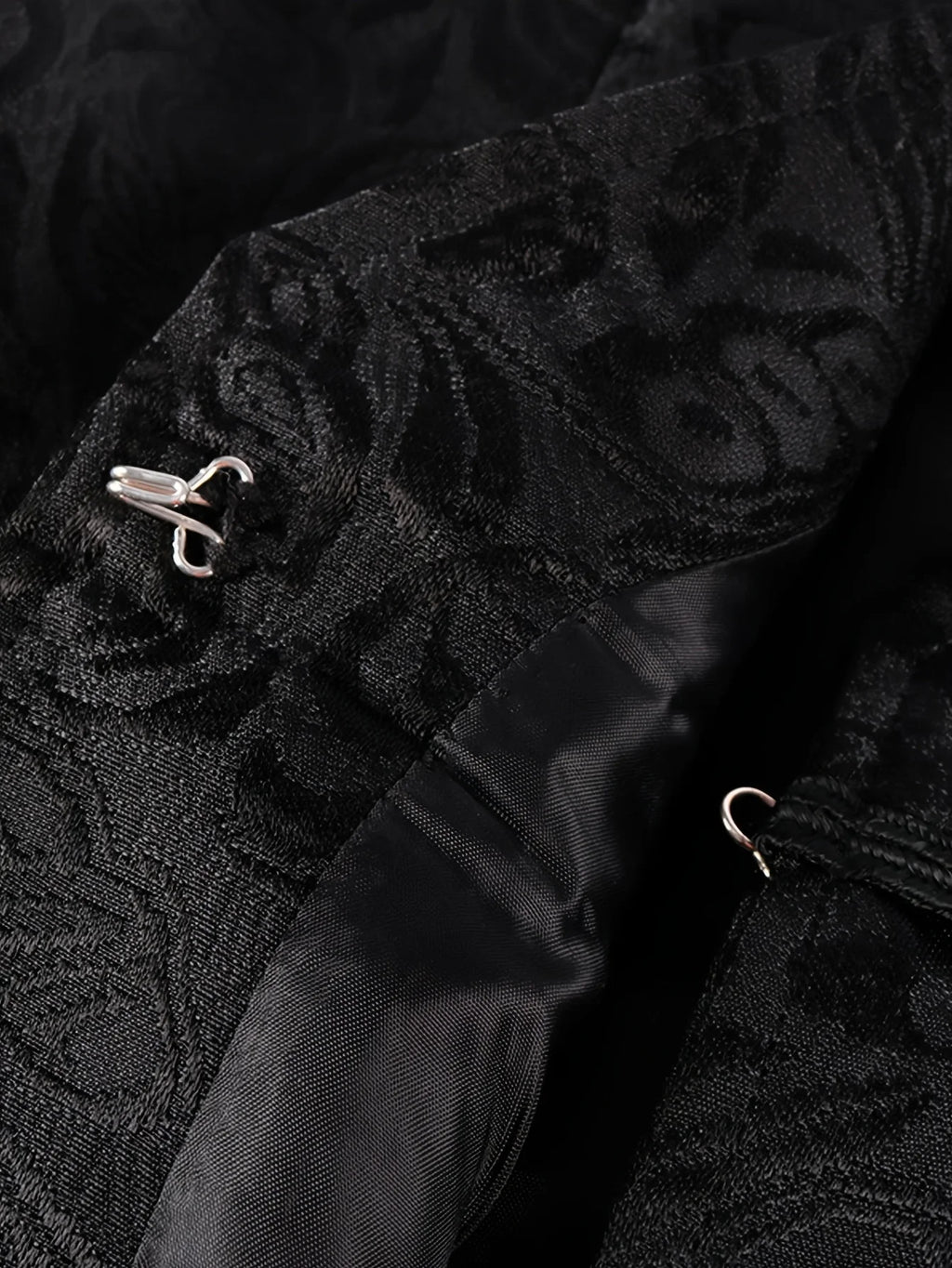 European Medieval Men's Gothic Vest, Halloween Stage Costume, Button Lapel, Slim Fit, Mid-Length Black Waistcoat