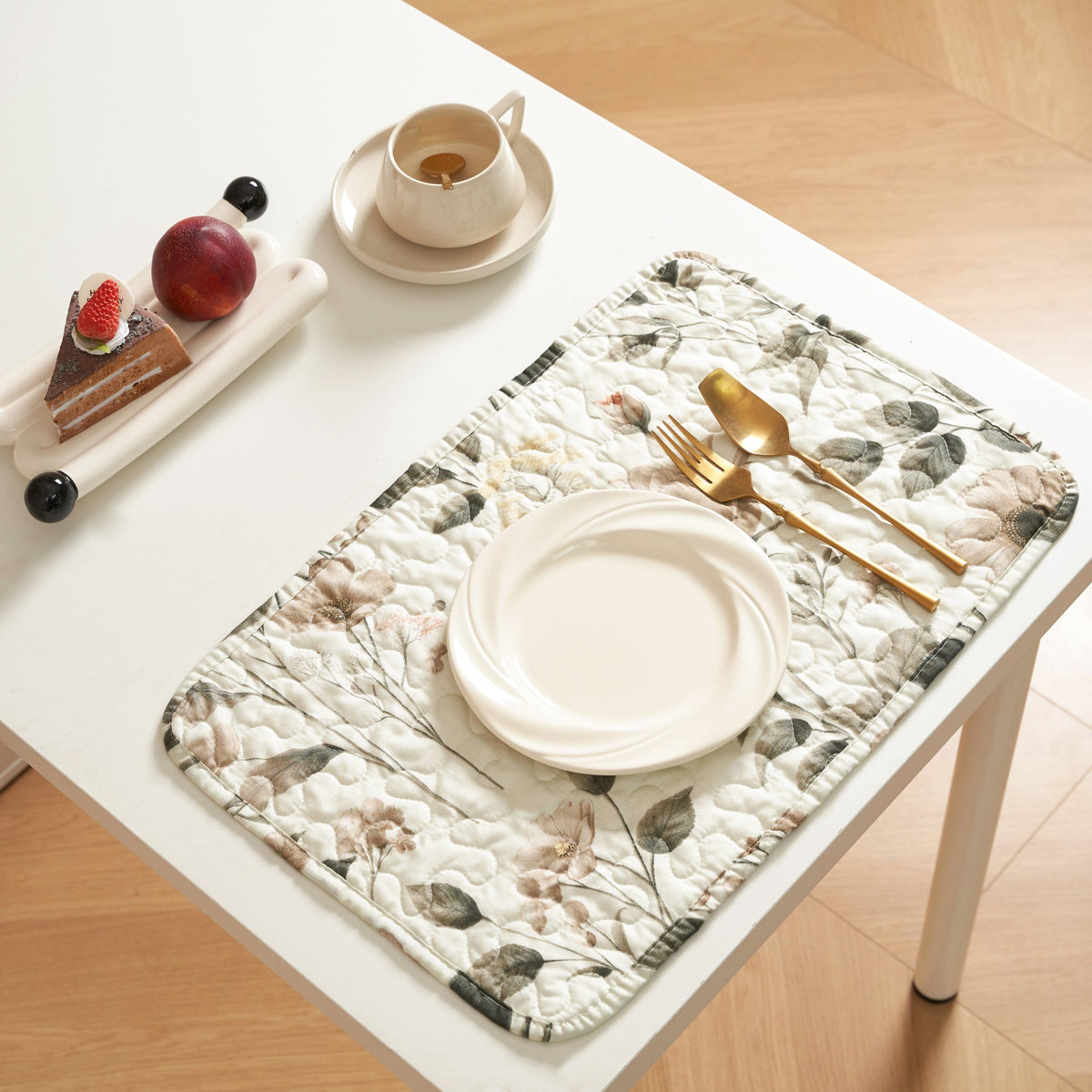 DaDalogy Enchanted Meadow Placemats - Set of 4, Floral Elegance in