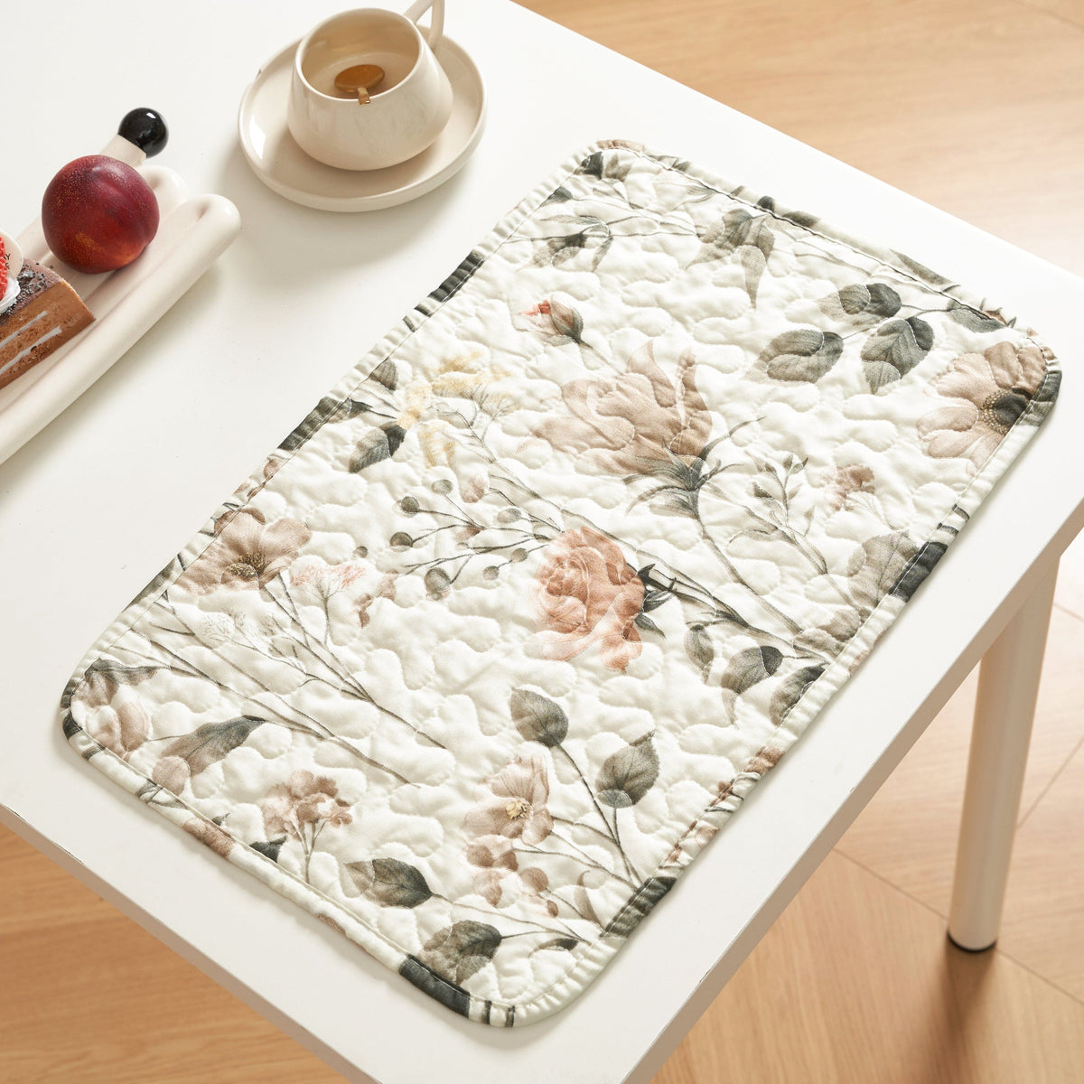DaDalogy Enchanted Meadow Placemats - Set of 4, Floral Elegance in