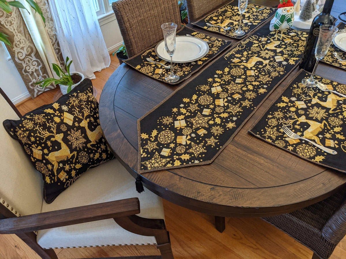 DaDa Bedding Magical Golden Reindeer Woven Tapestry Dining Table