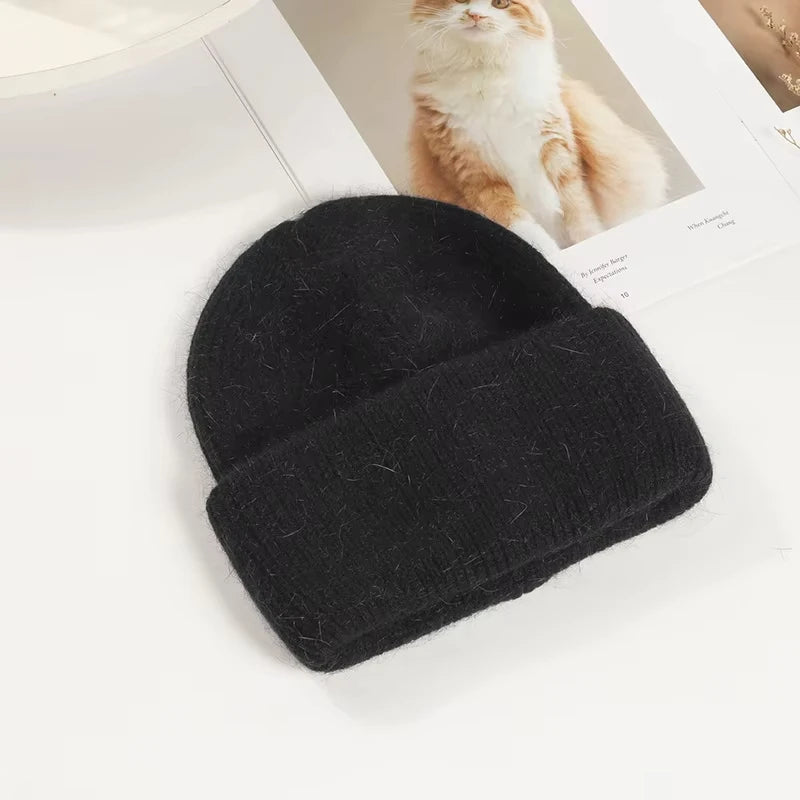 Women's Soft Knitted Beanie Hat