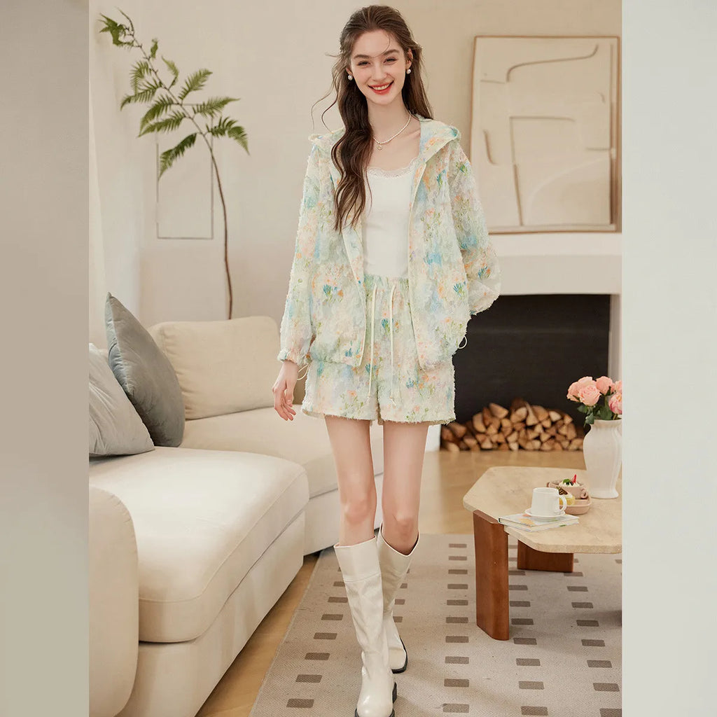 LOUIS YAO Women's Set 2026 Spring and Autumn Casual Set Printed Hooded Two-Piece Set Loose Long Sleeve Coat & Short Pants