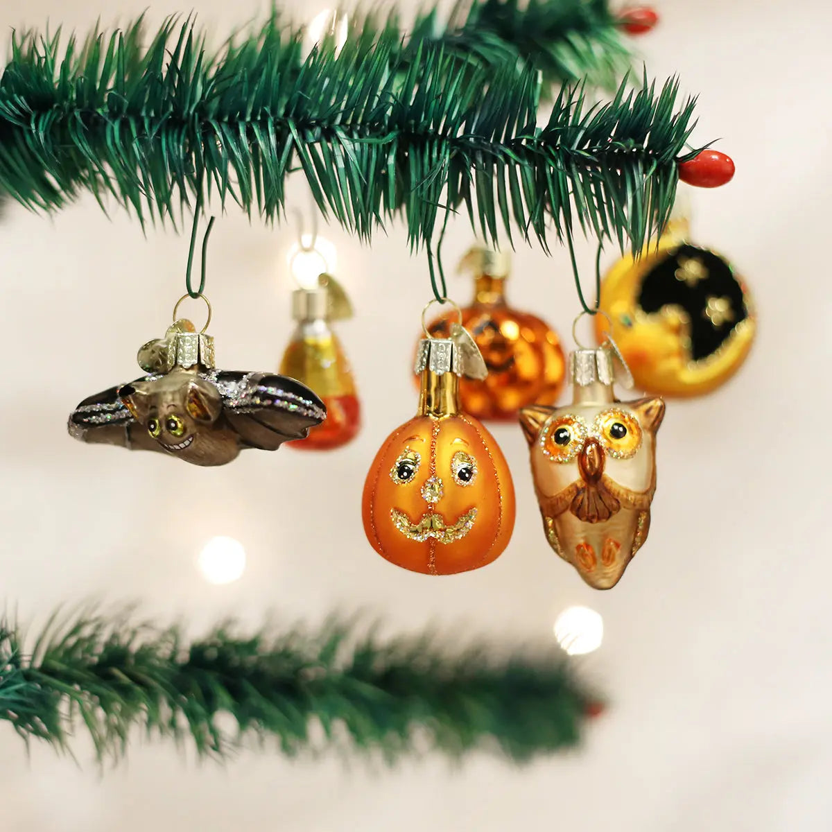 Mini Halloween Ornament Set - 12 Pieces